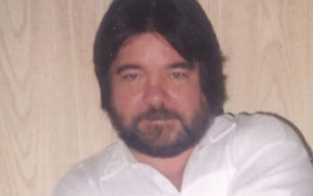 Johnny E Derossett Sr